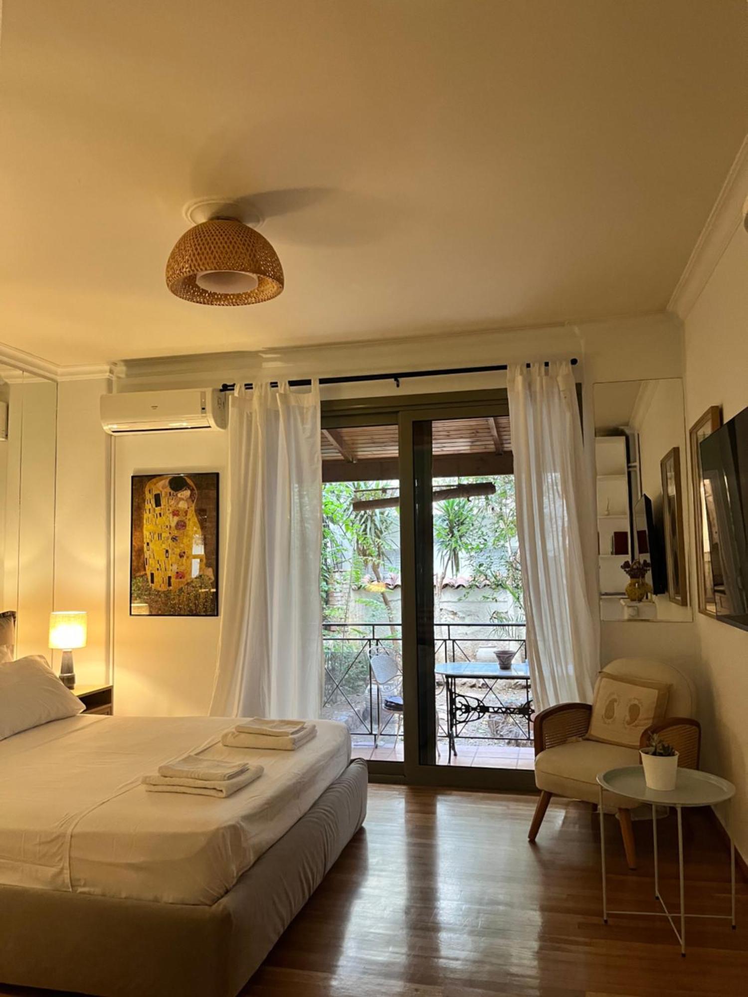 Quiet Apartment With Garden View In Kolonaki Athènes Extérieur photo